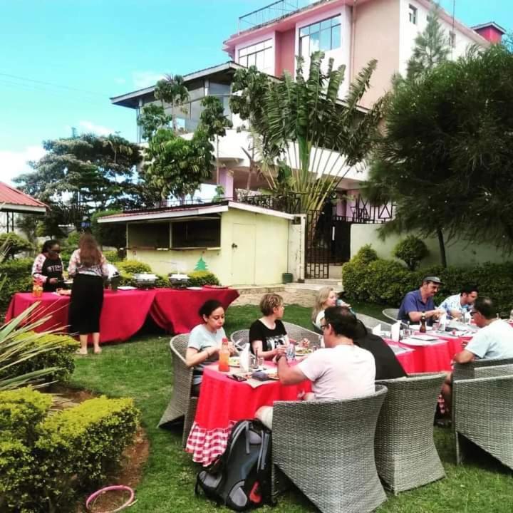 Newstead Hotel نيفاشا المظهر الخارجي الصورة