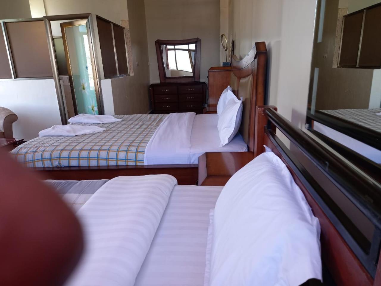 Newstead Hotel نيفاشا المظهر الخارجي الصورة