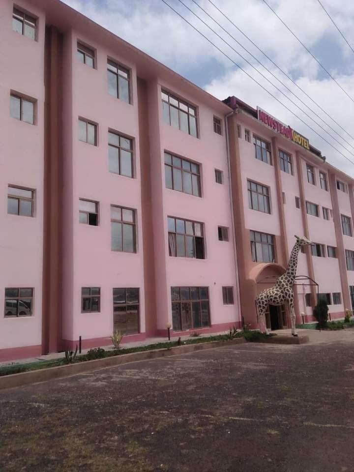 Newstead Hotel نيفاشا المظهر الخارجي الصورة