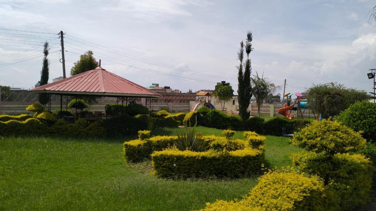 Newstead Hotel نيفاشا المظهر الخارجي الصورة