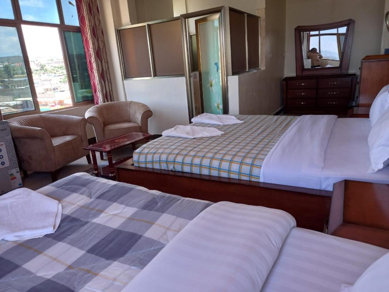 Newstead Hotel نيفاشا المظهر الخارجي الصورة